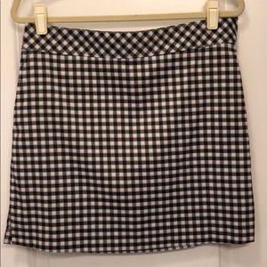 Izod golf skirt sz 6 NWOT